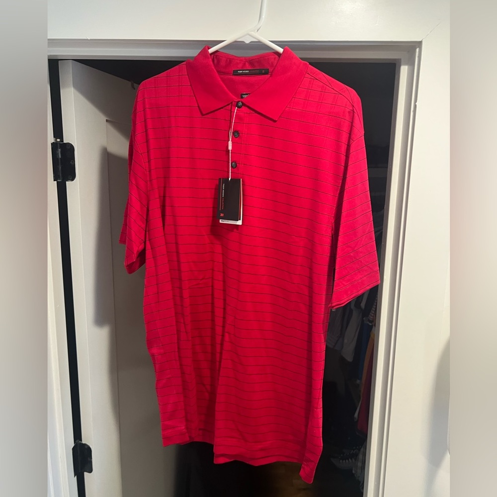 Nike dry fit golf shirt red black stripes